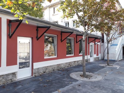 Canteen outside 20220831_174539 (3).jpg